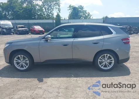 2025 BMW X3 30 xDrive z USA, uszkodzony, nr VIN 5UX53GP04S9Z59796